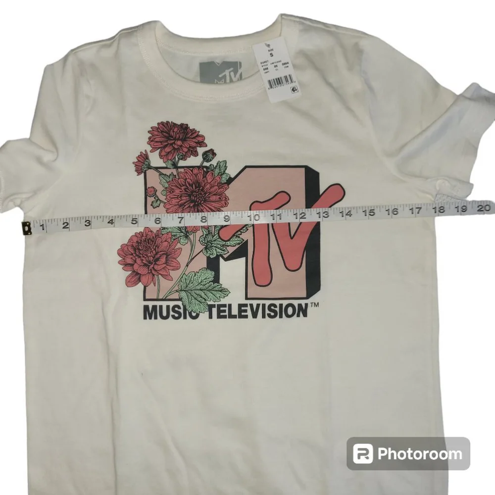 Women's MTV White T-Shirt Size S - Picture 6 of 6